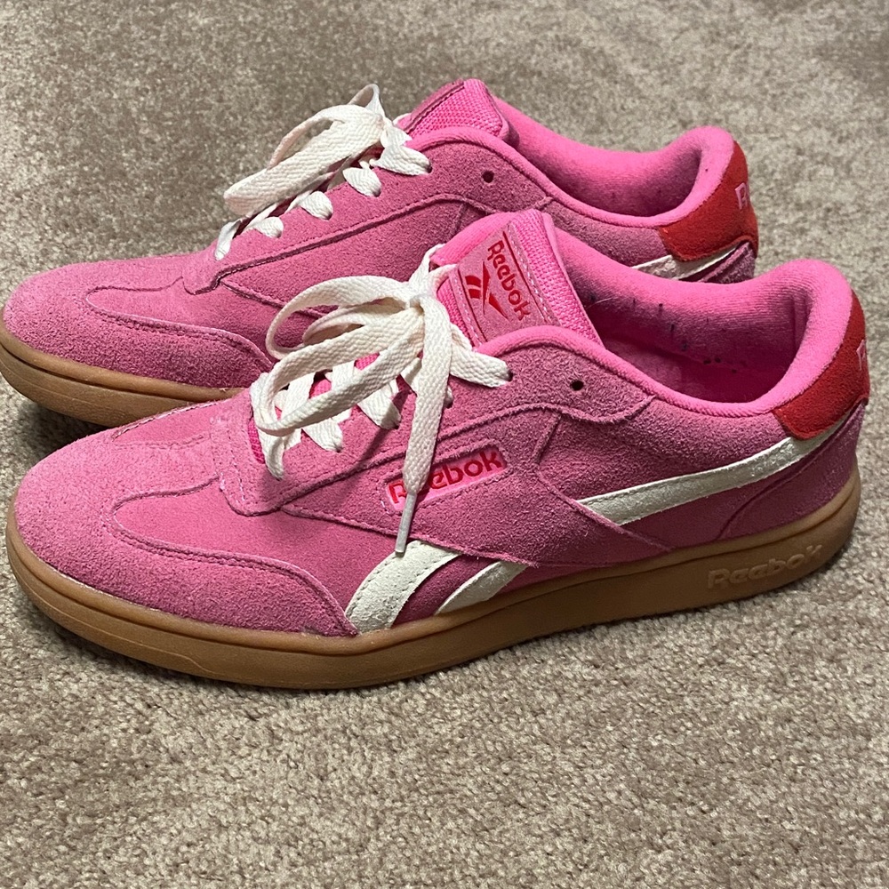 Reebok Women's Pink and White Sneakers